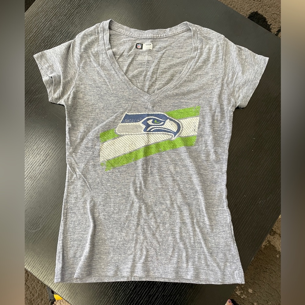 Women's NFL Seahawks shirt SZ M